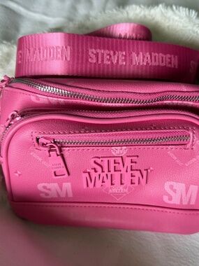 Steve madden Belt bag never news but theres no original packaging